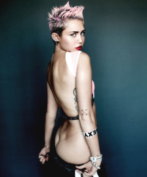 "Oh, I ain't got no ass? So why you lookin'?" Well, played, Miley.